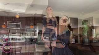 Babydoll plays with a fuck machine - Suckerpunch cosplay