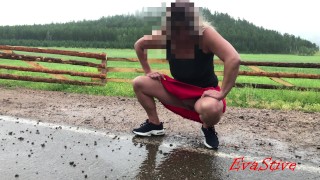 milf pees by the road 4K