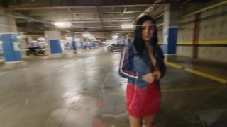 I want to squirt at the Mall parking lot