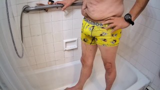 pee in sponge bob