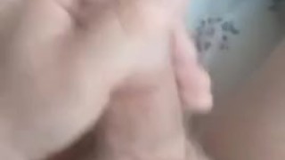 My first video in PH.I jerk off my small,uncut penis^_^