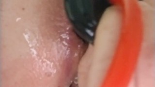 opening my ass with an inflatable plug