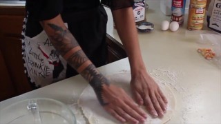 Blair's Gassy Baking! Kitsune Halloween Special!!