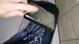 Shower in jeans