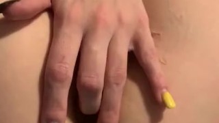 Amber plays with creampie and puts a finger in her ass
