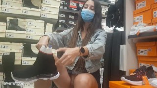 No panties in a shoe store