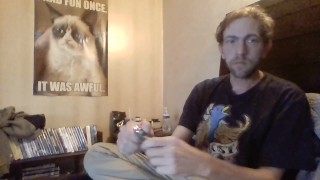 Horny Daddy likes to dab and then play with his body and slap his ass for you