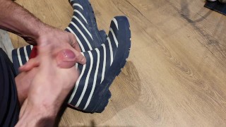 Her rubberboots