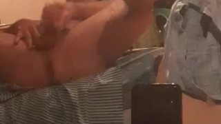 HORNY AF- HAD TO DO A QUICKY WHILE MOVING