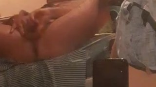 HORNY AF- HAD TO DO A QUICKY WHILE MOVING