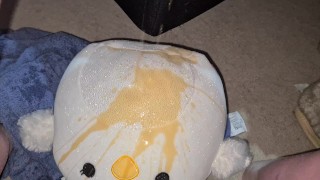 Piss on my toy 