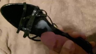 Cum in wifes heels