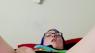 Female orgasm on new toy 