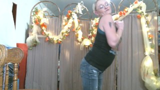 AttentionWhoreTeasesWith Dance