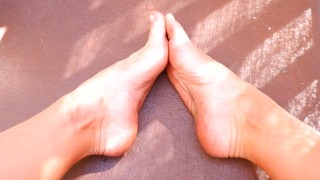 pretty pretty feet flex