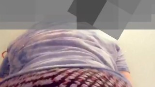Chubby girl twerking 