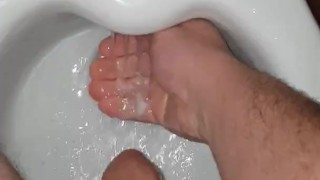 Washing my hairy dick after a good handjob