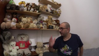 Plushie che vengono sui loro peluche preferiti #FetishWeen