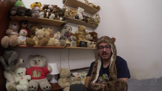 Plushie che vengono sui loro peluche preferiti #FetishWeen