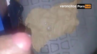 HOMBRE MADURO CASADO SE HACE UNA PAJA