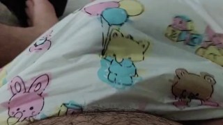 Man cumming in diaper 