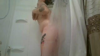 Voyeur Spying Girl Bubbly Showering shaving sing,dancing Finger Fucking pussy 2 cum 