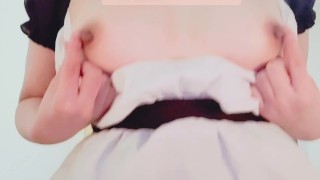 えっちなメイドさんの乳首オナニー