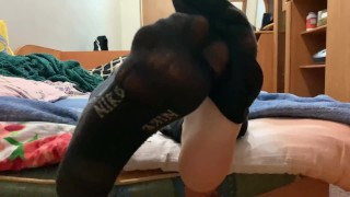 My smelly feet