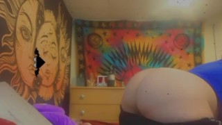 teen shakes fat ass 