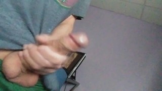 jerking off till i cum for a girl on snapchat