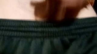 Amateur loves to cum on camera 