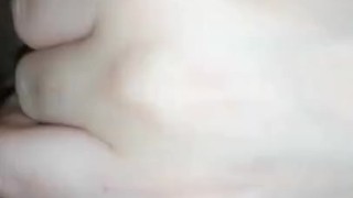 Elle se touche pendant que je suis defonce sont petit cul bien serré. Une vidéo acheter = dédicasé 