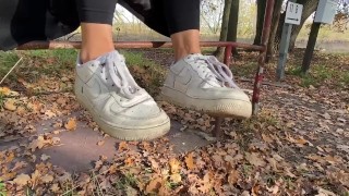 public Nike Air 1 shoeplay 