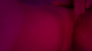 TWERKING & PLAYING WITH MYSELF UNTIL I ORGASM IN THE BATHTUB