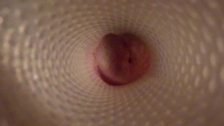 Il baise un Fleshlight - A quoi ça ressemble de l'intérieur?