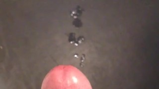 Big cumshot over the floor (7 squirts of cum)