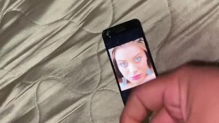 Jerking of to Lana Rhoades