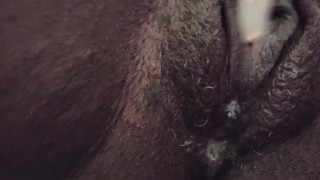 Rubbing my clit til I cum