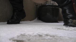 Quick Pee In the Snow