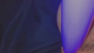 Milf masterbating