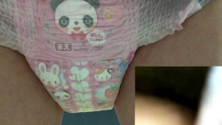 012 トイレトレーニング用おむつにおもらし！かぶせてシコシコ気持ちよくなっちゃう