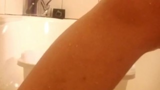 BBW shaves thick thighs