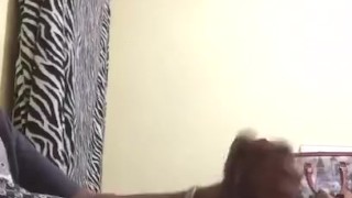 No me aguanto las ganas y me la jalo