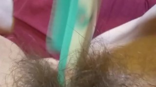OnlyFan Tipped me to Fuck My Hairy Pussy Gspot LIVE Made in China HAIR BRUSH so I made a Video Too