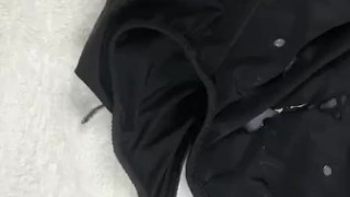 Cum in my panties before a run !