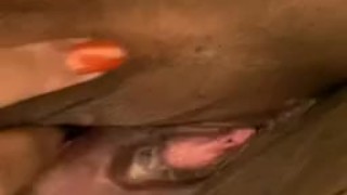 Dripping wet pussy Cums quick