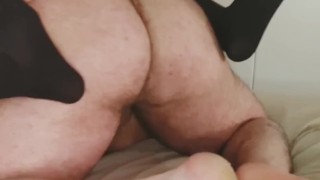 Trying to fisting this beautiful pussy