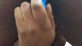 Playing wit my pussy 