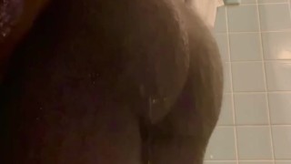 SEXY SHOWER SCENE
