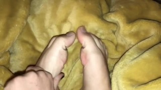 dry rubbing feel and playing